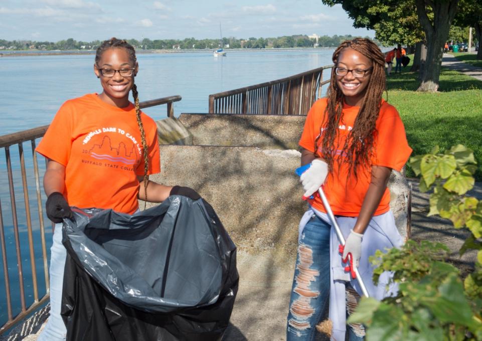 Students cleaning up litter